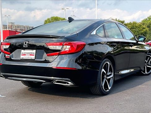 Used 2022 Honda Accord Sport image 12