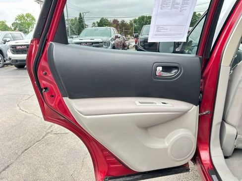 Used 2012 Nissan Rogue SV FWD image 18