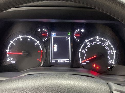 Used 2022 Toyota 4Runner SR5 Premium w/ Moonroof Package image 21