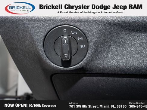 Used 2019 Volkswagen Jetta SE image 29