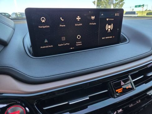 Certified 2022 Acura MDX FWD w/ Technology Package image 10