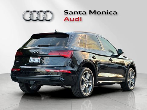 Used 2025 Audi Q5 2.0T Premium image 2