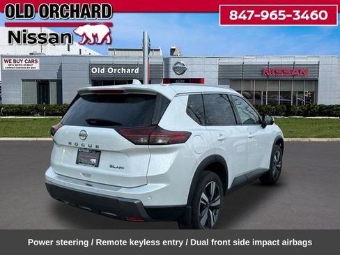 Used 2024 Nissan Rogue SL AWD/4WD image 6