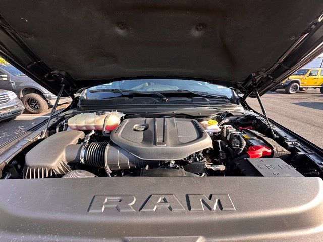 Used 2025 RAM 1500 Big Horn AWD/4WD image 17