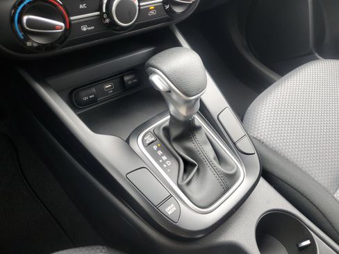 New 2025 Kia Soul LX image 22