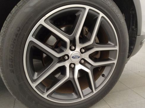 Used 2019 Ford Explorer Sport AWD/4WD image 31