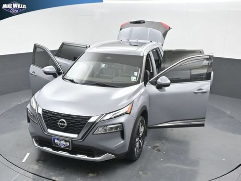 Used 2023 Nissan Rogue Platinum w/ Platinum Premium Package FWD image 26