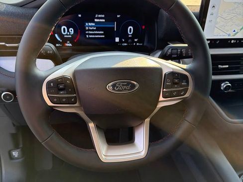 New 2026 Ford Explorer Active w/ Active Comfort Package AWD/4WD image 25
