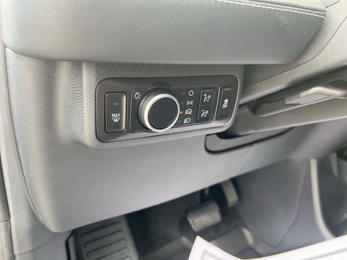 New 2024 Ford Mustang Mach-E Premium image 18