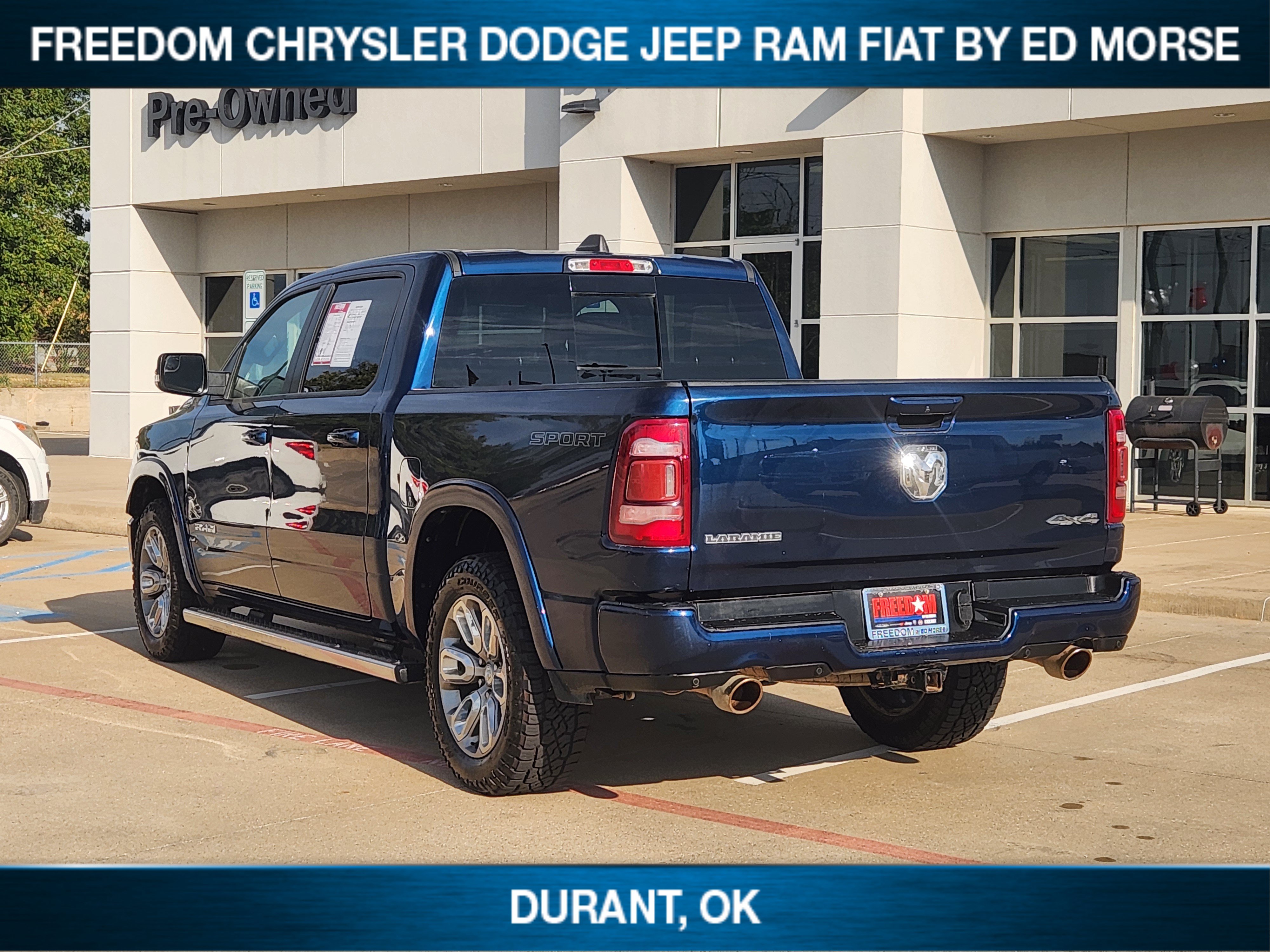 Used 2021 RAM 1500 Laramie AWD/4WD image 3