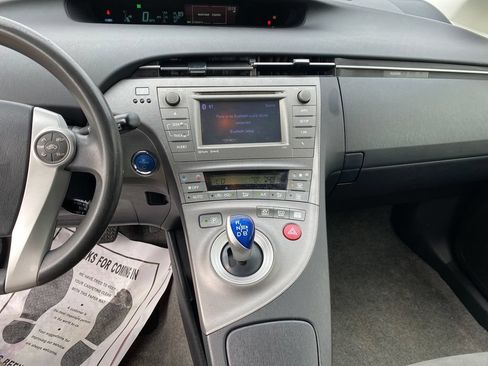 Used 2012 Toyota Prius Three FWD image 18