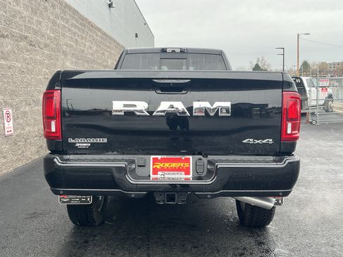 New 2025 RAM 2500 Laramie AWD/4WD image 7