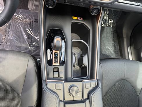 Used 2026 Toyota Grand Highlander AWD Hybrid image 23