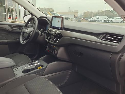 Certified 2024 Ford Escape Active w/ Cold Weather Package image 20