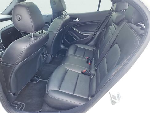 Used 2018 Mercedes-Benz GLA 250 image 30