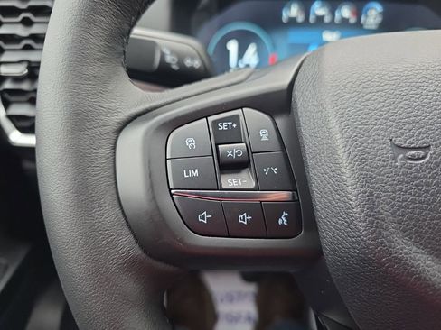New 2025 Ford Ranger Lariat w/ FX4 Off-Road Package AWD/4WD image 17