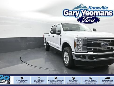New 2026 Ford F250 XLT w/ FX4 Off-Road Package AWD/4WD image 1