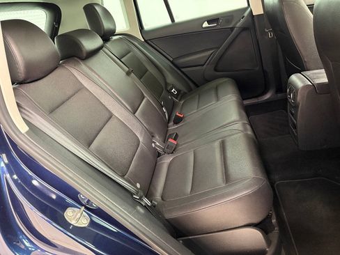 Used 2013 Volkswagen Tiguan SE FWD image 40