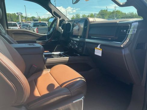 New 2026 Ford F350 King Ranch w/ FX4 Off-Road Package AWD/4WD image 11