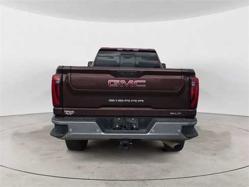 Used 2024 GMC Sierra 2500 SLT w/ SLT Premium Package image 4