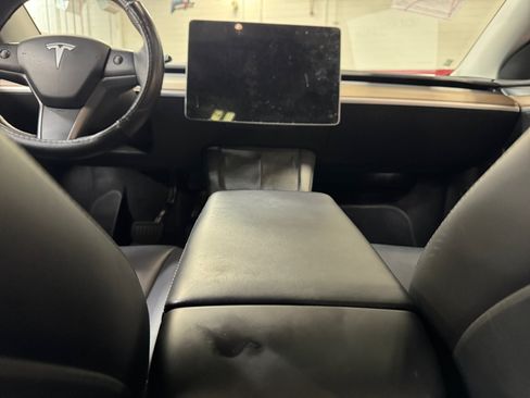 Used 2025 Tesla Model Y Long Range RWD image 20