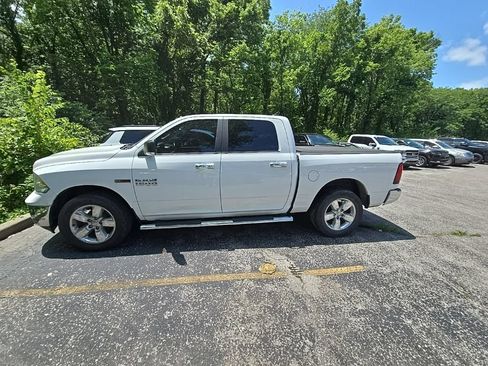 Used 2018 RAM 1500 Big Horn AWD/4WD image 3