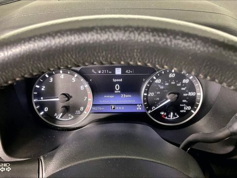 Used 2021 Nissan Titan SV w/ SV Convenience Package image 29