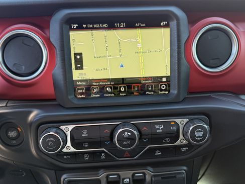 Used 2021 Jeep Gladiator Rubicon image 22