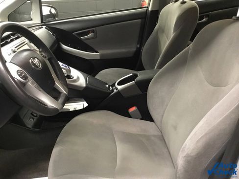 Used 2015 Toyota Prius Three image 22
