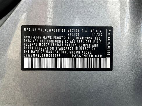 Certified 2024 Volkswagen Jetta SE image 33