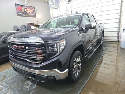 Used 2023 GMC Sierra 1500 SLT w/ SLT Premium Package