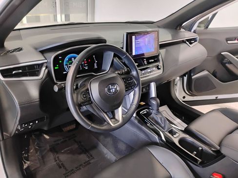 Used 2023 Toyota Corolla Cross AWD Hybrid w/ Convenience Package image 53