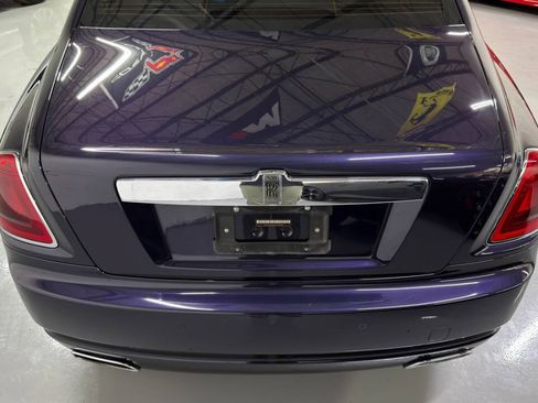 Used 2010 Rolls-Royce Ghost RWD image 16