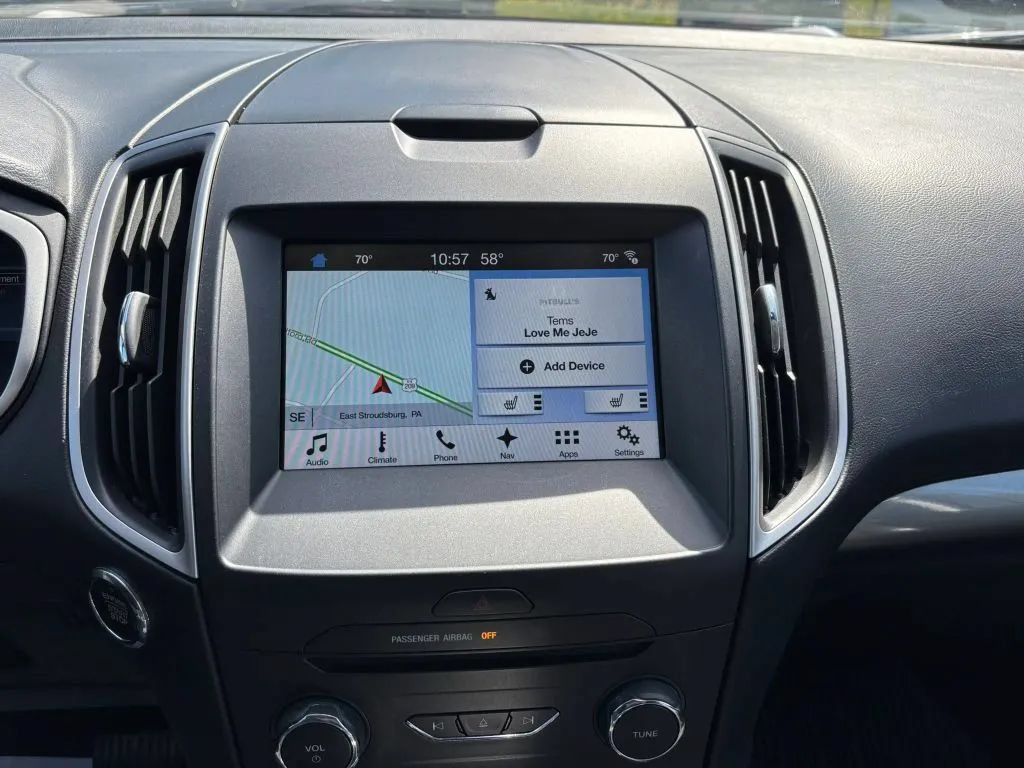 Used 2017 Ford Edge SEL w/ Equipment Group 201A AWD/4WD image 20