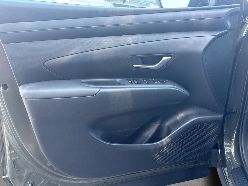 Certified 2025 Hyundai Tucson SEL FWD image 21