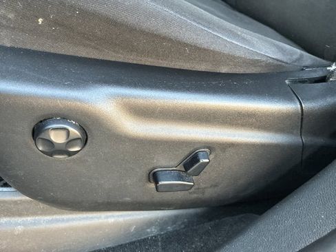 Used 2019 Dodge Durango SXT image 21