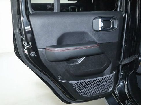 Used 2026 Jeep Wrangler Unlimited Rubicon AWD/4WD image 16