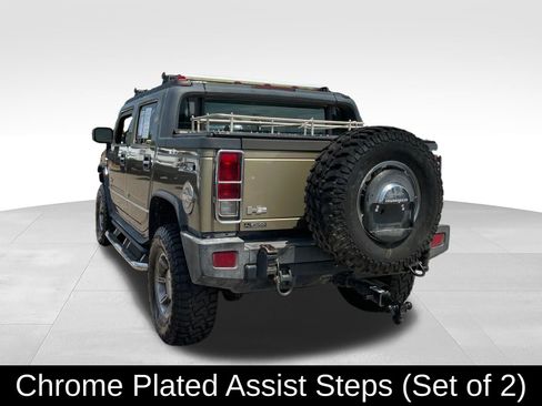 Used 2005 HUMMER H2 SUT w/ Preferred Equipment Group AWD/4WD image 8