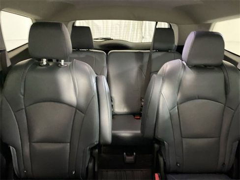 Used 2019 Buick Enclave Essence w/ Trailering Package, 5000 lbs. image 13