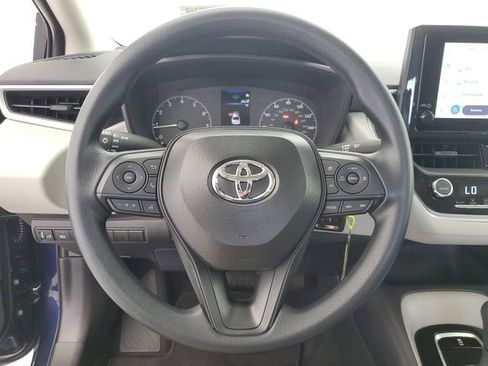 Used 2025 Toyota Corolla LE FWD image 22