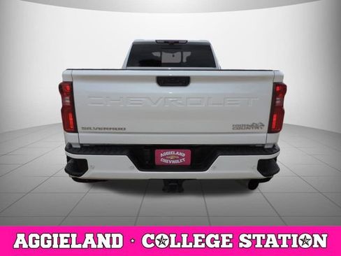 Used 2024 Chevrolet Silverado 3500 High Country w/ High Country Premium Package AWD/4WD image 5