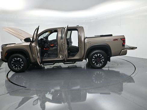 Used 2023 Nissan Frontier PRO-4X w/ Technology Package image 58