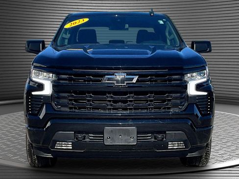 Used 2023 Chevrolet Silverado 1500 RST image 2