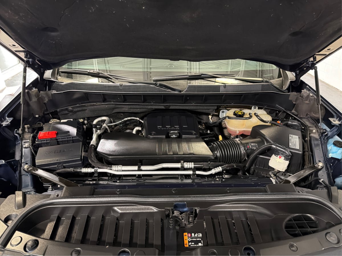 Used 2020 Chevrolet Silverado 1500 RST w/ All-Star Edition AWD/4WD image 11