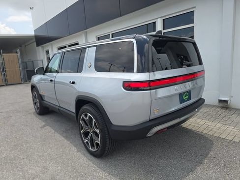 Used 2024 Rivian R1S Adventure AWD/4WD image 5