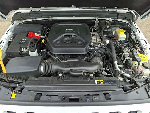 Used 2019 Jeep Wrangler Unlimited Sport S image 29