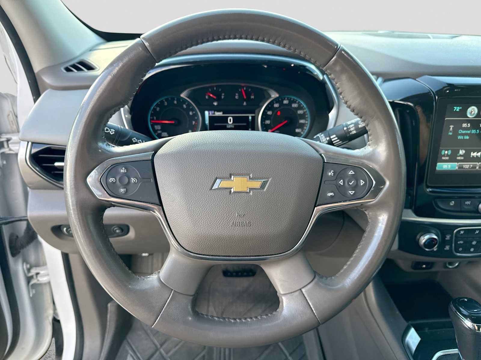 Used 2019 Chevrolet Traverse LT w/ LPO, Floor Liner Package AWD/4WD image 23