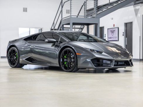 Used 2017 Lamborghini Huracan LP 580-2 image 8