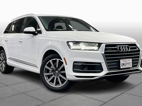Used 2019 Audi Q7 3.0T Premium Plus image 2
