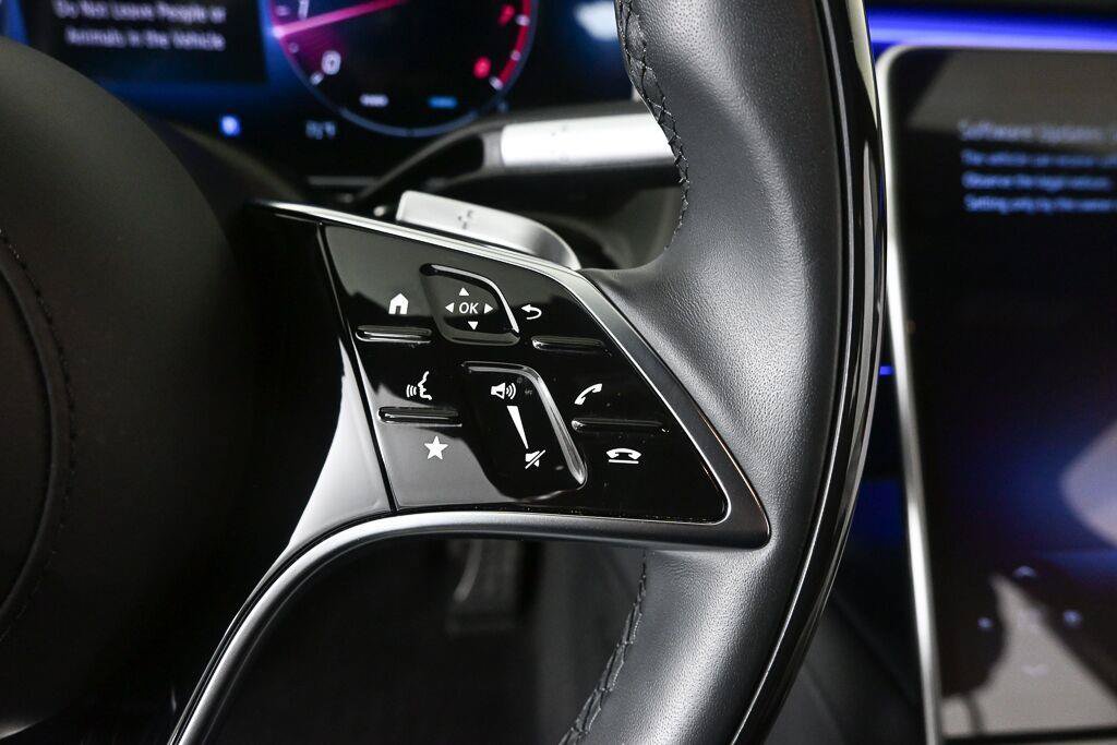 Certified 2025 Mercedes-Benz S 580 4MATIC Sedan image 11